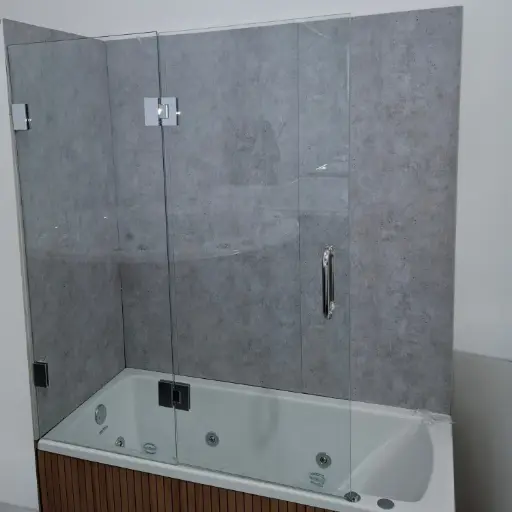 Cove fixed door measuring 900mm X 1850mm (copia)